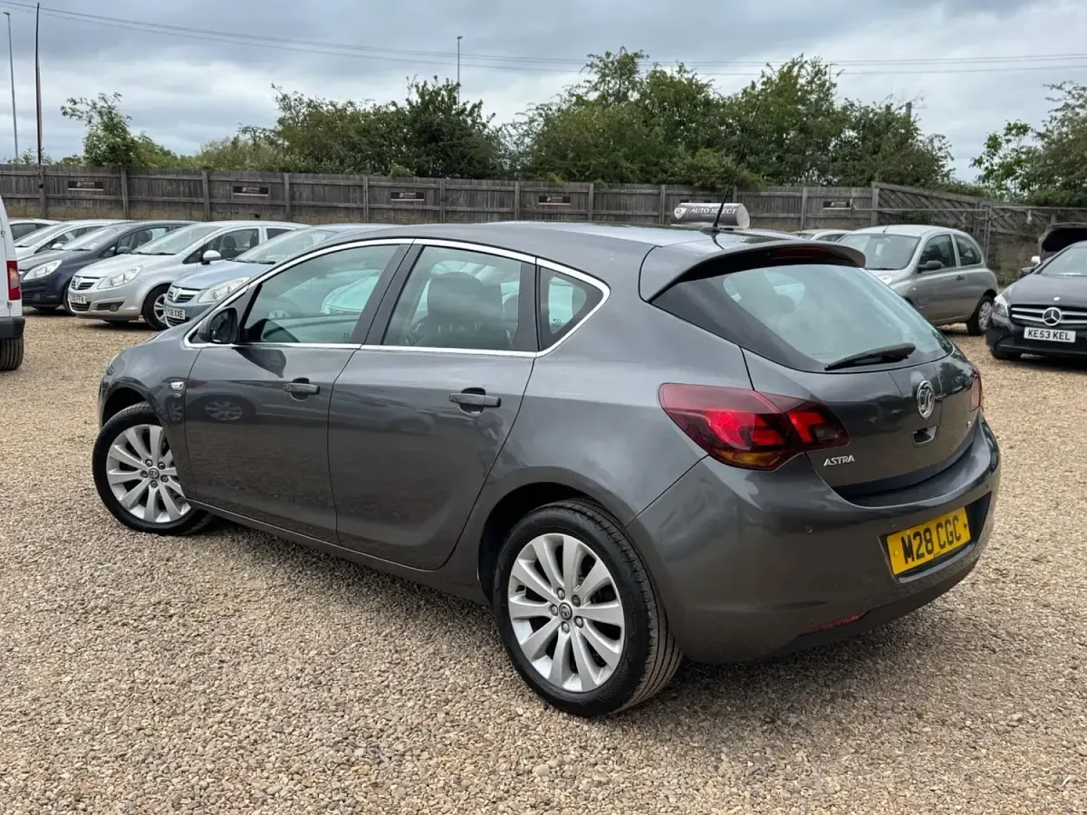 Used Vauxhall Astra Elite 2010 Grey Hatchback