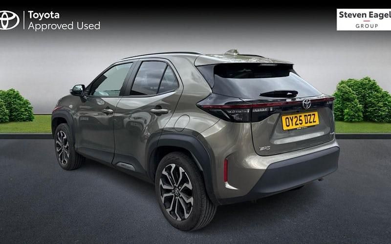 Used Toyota Yaris Hybrid Design 116 HP (85 kW) 2026 Estate