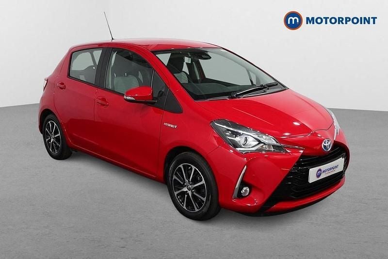 Red Used 2018 Toyota Yaris Hybrid Hatchback | £11,999 (Good price) - Image 1/4