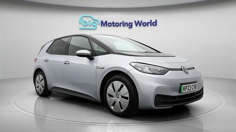 Used VW ID.3 Pro Performance 150 kW (204 HP) 2023 Silver Hatchback