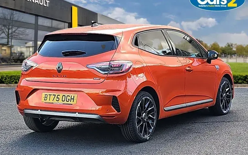 Used Renault Clio Esprit Alpine 143 HP (105 kW) 2025 Red Hatchback
