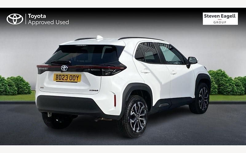 Used Toyota Yaris Hybrid Design 116 HP (85 kW) 2026 Estate