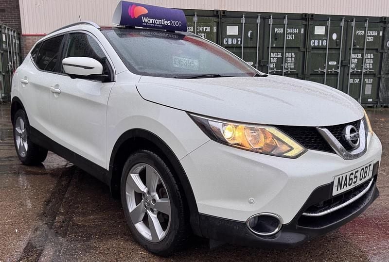 Used Nissan Qashqai N-TEC 115 HP (84 kW) 2015 White SUV