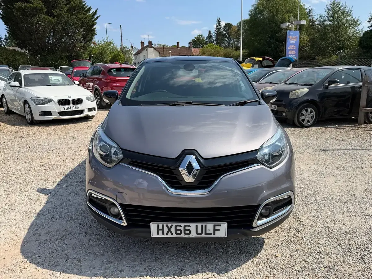 Used Renault Captur Dynamique 2016 Grey/black SUV