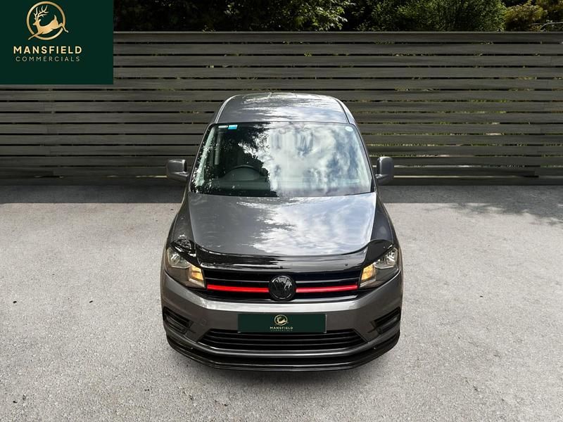 Used VW Caddy Maxi Highline 102 HP (75 kW) 2016 Grey MPV