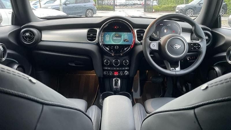 Used Mini Cooper Exclusive 134 HP (98 kW) 2023 Black Hatchback