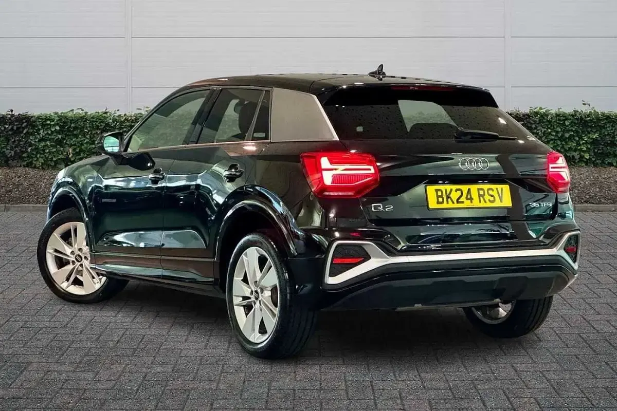Used Audi Q2 S-Line 147 HP (108 kW) 2024 Black SUV