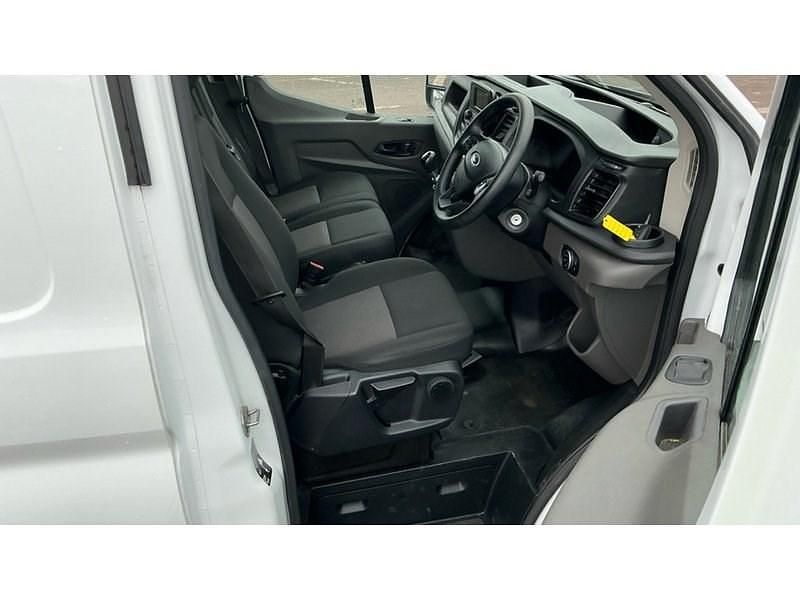 Used Ford Transit 130 HP (95 kW) 2023 White Van