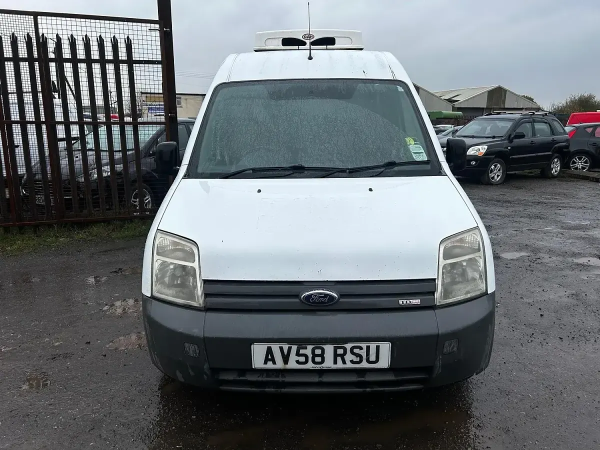 Used Ford Transit Connect 2009 White MPV