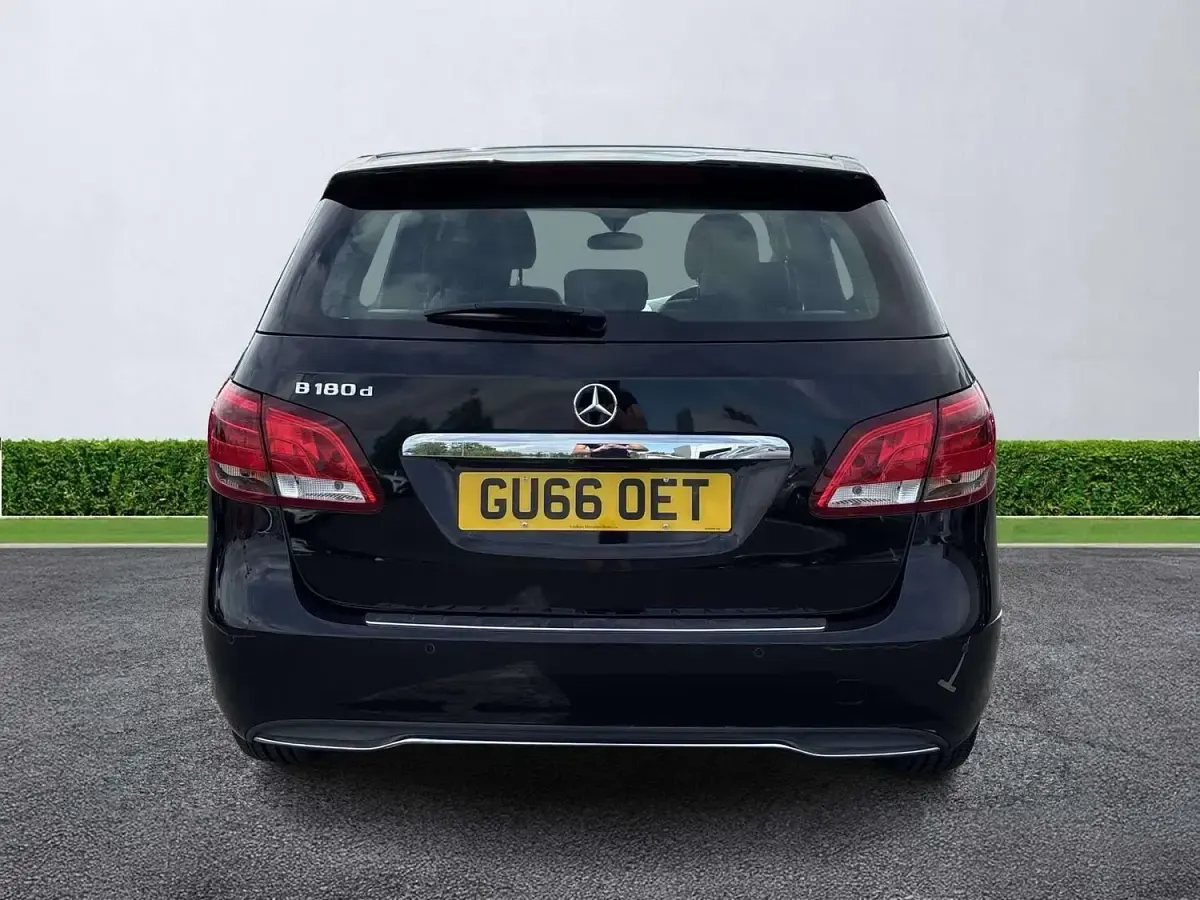 Used Mercedes B180 Executive 2016 Black Hatchback