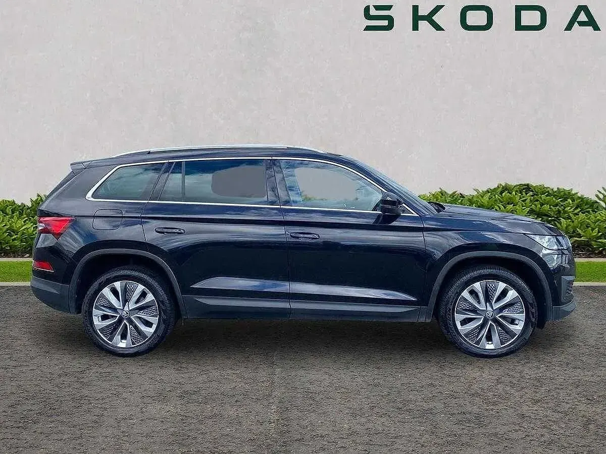 Used Skoda Kodiaq SE L 110 HP (80 kW) 2022 Black magic pearl effect SUV