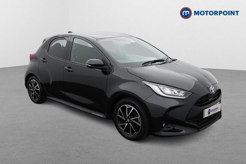 Used Toyota Yaris Hybrid Design 2022 Black Hatchback