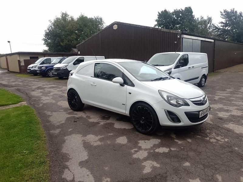 Used Vauxhall Corsa Sportive 95 HP (69 kW) 2014 White Van