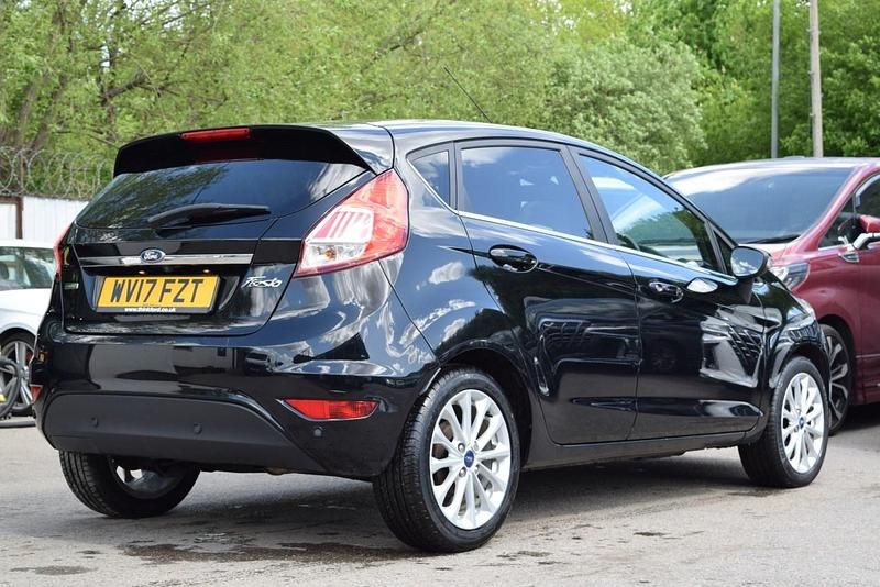 Used Ford Fiesta Titanium X 125 HP (91 kW) 2017 Black Hatchback