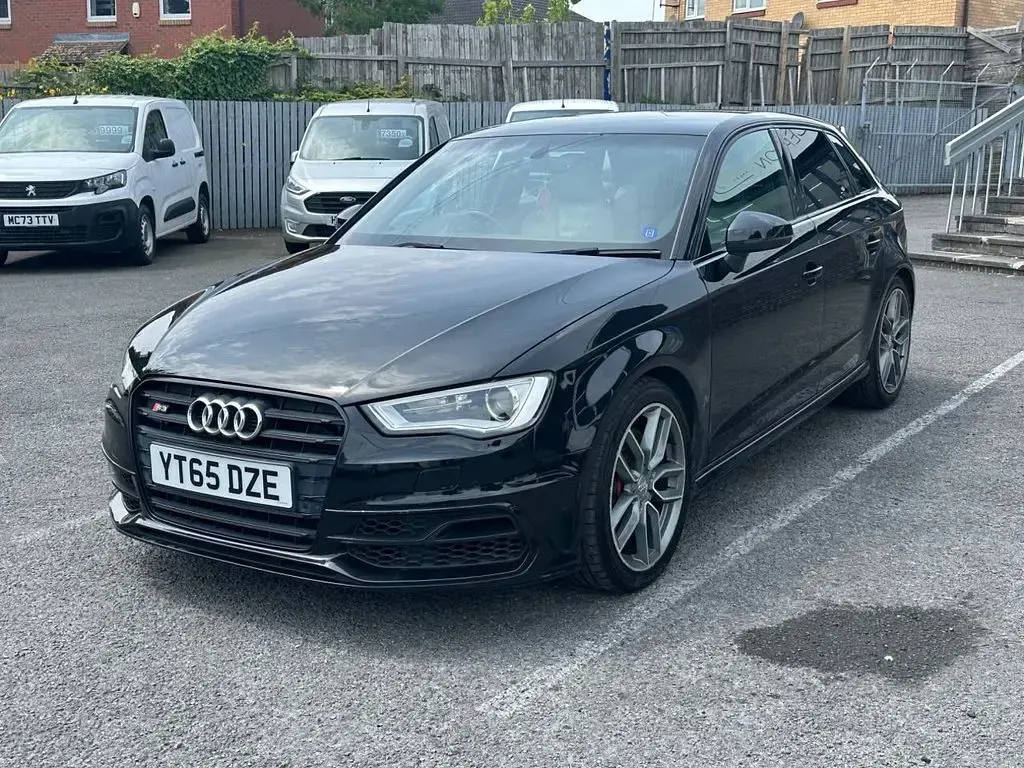 Used Audi S3 Sportback Advanced 300 HP (220 kW) 2015 Black Hatchback