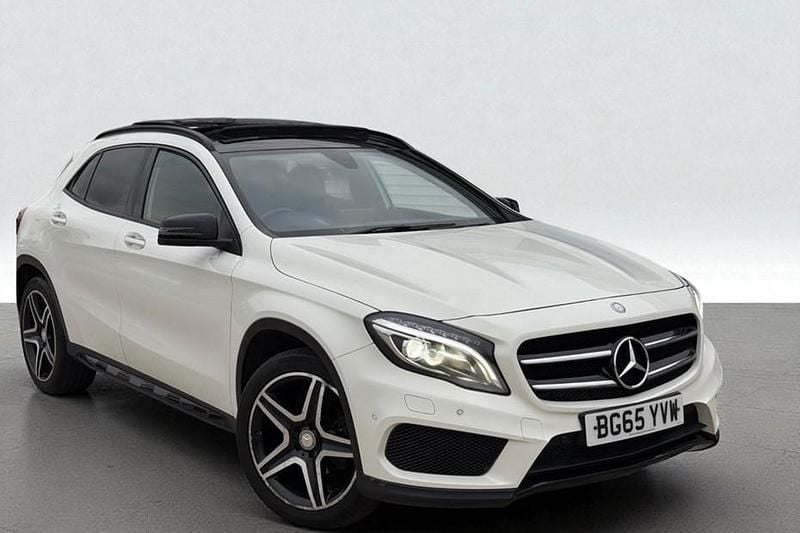 White Used 2016 Mercedes GLA200 AMG line SUV | £10,499 (Fair price) - Image 1/1