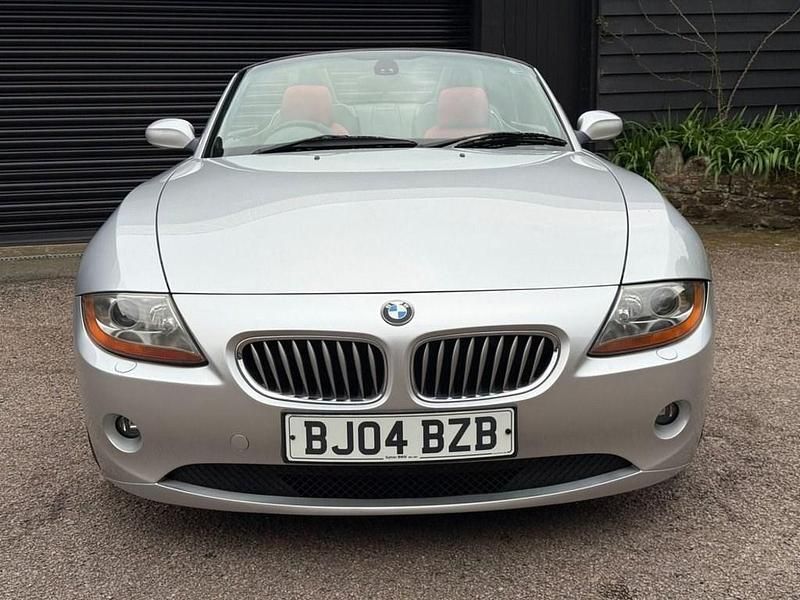 Used BMW Z4 Impressive 231 HP (169 kW) 2004 Silver Cabriolet