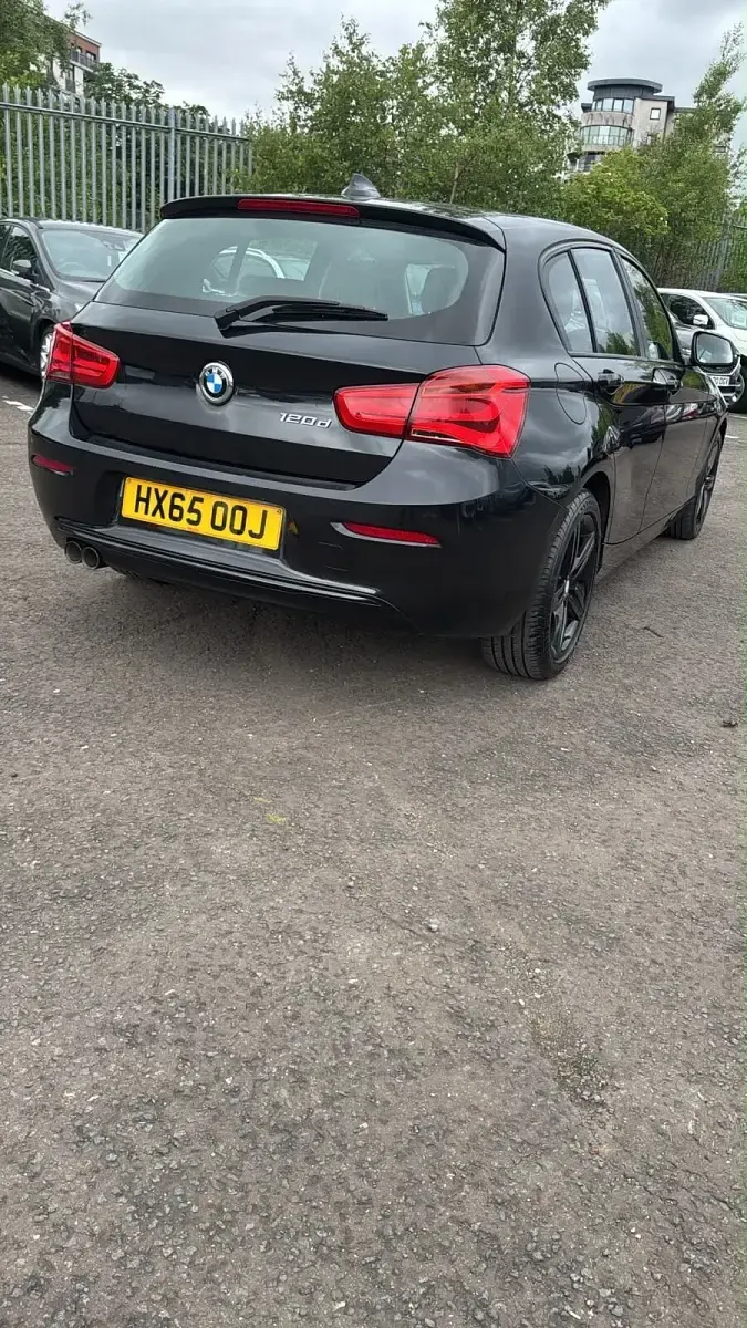 Used BMW 120 Sport Line 2015 Black Hatchback