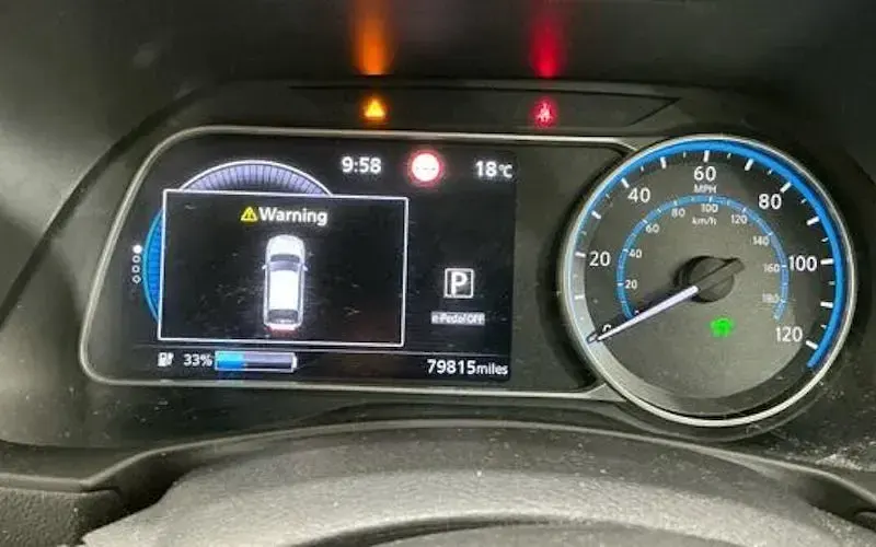 Used Nissan Leaf Tekna 110 kW (150 HP) 2019 Silver Hatchback