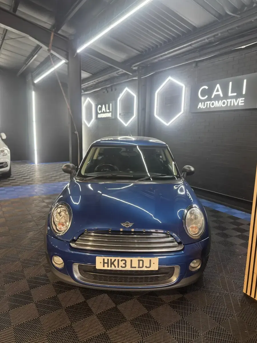 Używany Mini One D Hatch 90 KM (66 kW) 2013 Niebieski Hatchback