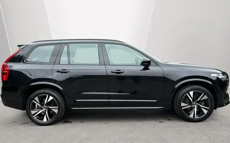 Used Volvo XC90 Plus 235 HP (172 kW) 2023 Black SUV