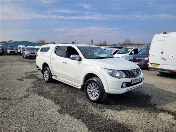 White Used 2017 Mitsubishi L200 Warrior Pickup | £12,950 (A bit pricey) - Image 1/1