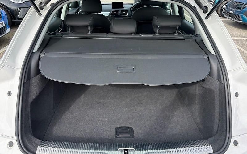 Used Audi Q3 Sport 150 HP (110 kW) 2018 White SUV