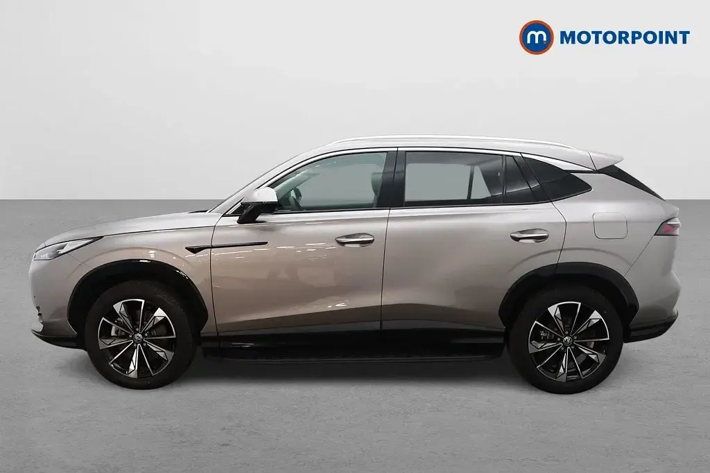 Usado MG HS Trophy 299 HP (219 kW) 2025 Prateado SUV