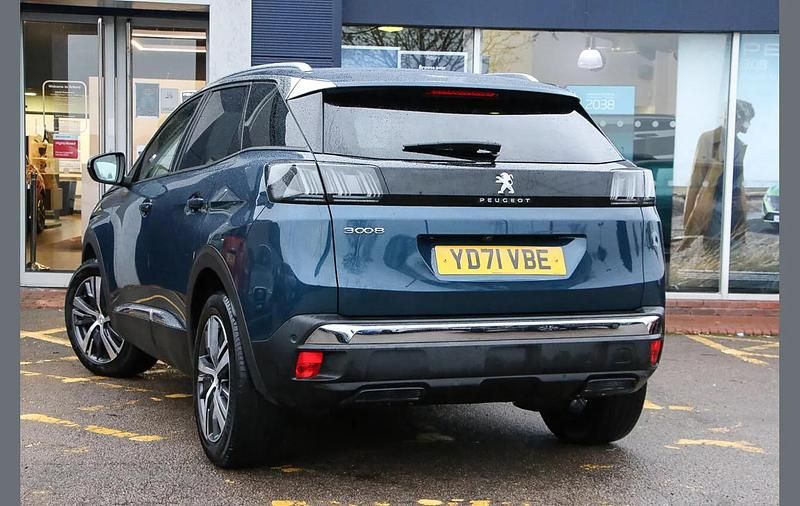 Used Peugeot 3008 Allure Premium 129 HP (94 kW) 2021 Blue SUV