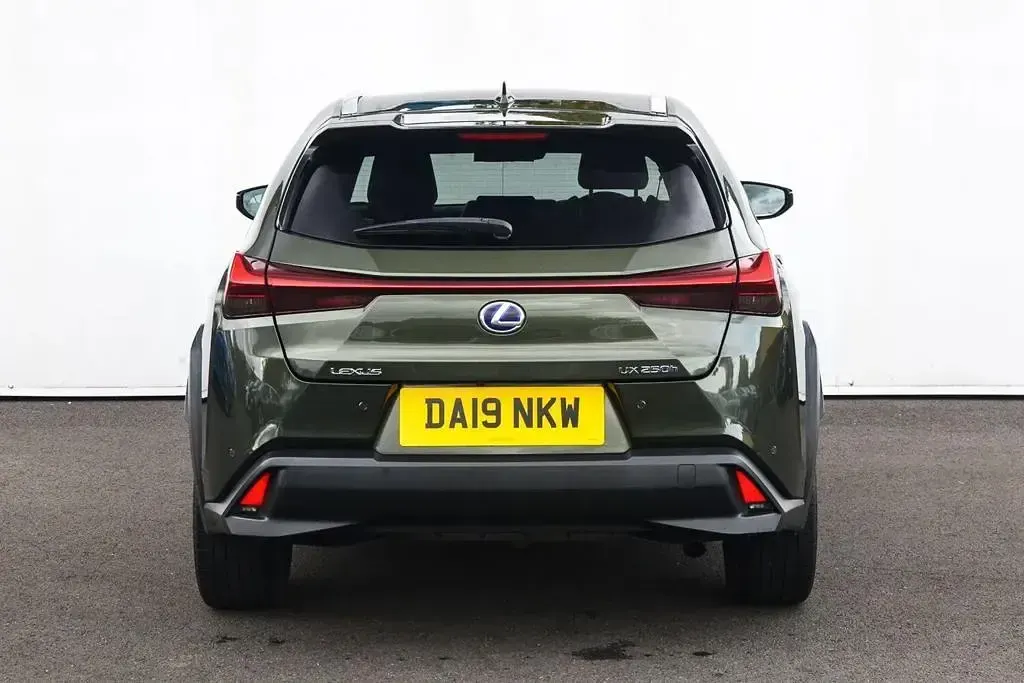 Used Lexus UX 250h 2019 Green SUV