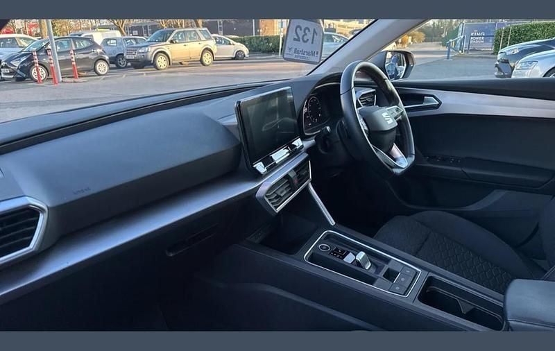 Used Seat Leon FR 108 HP (79 kW) 2024 Red Hatchback