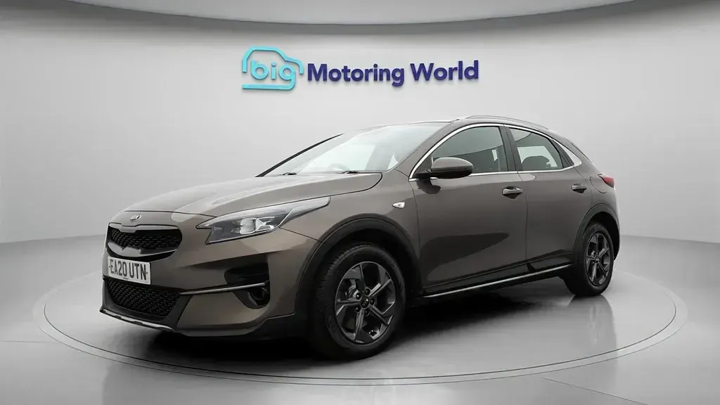 Used Kia XCeed 118 HP (86 kW) 2020 Brown SUV
