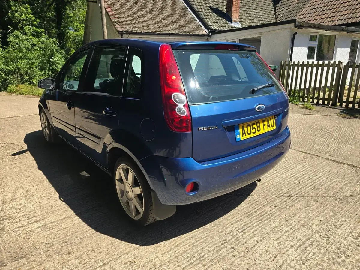 Used Ford Fiesta Zetec 2008 Blue Hatchback