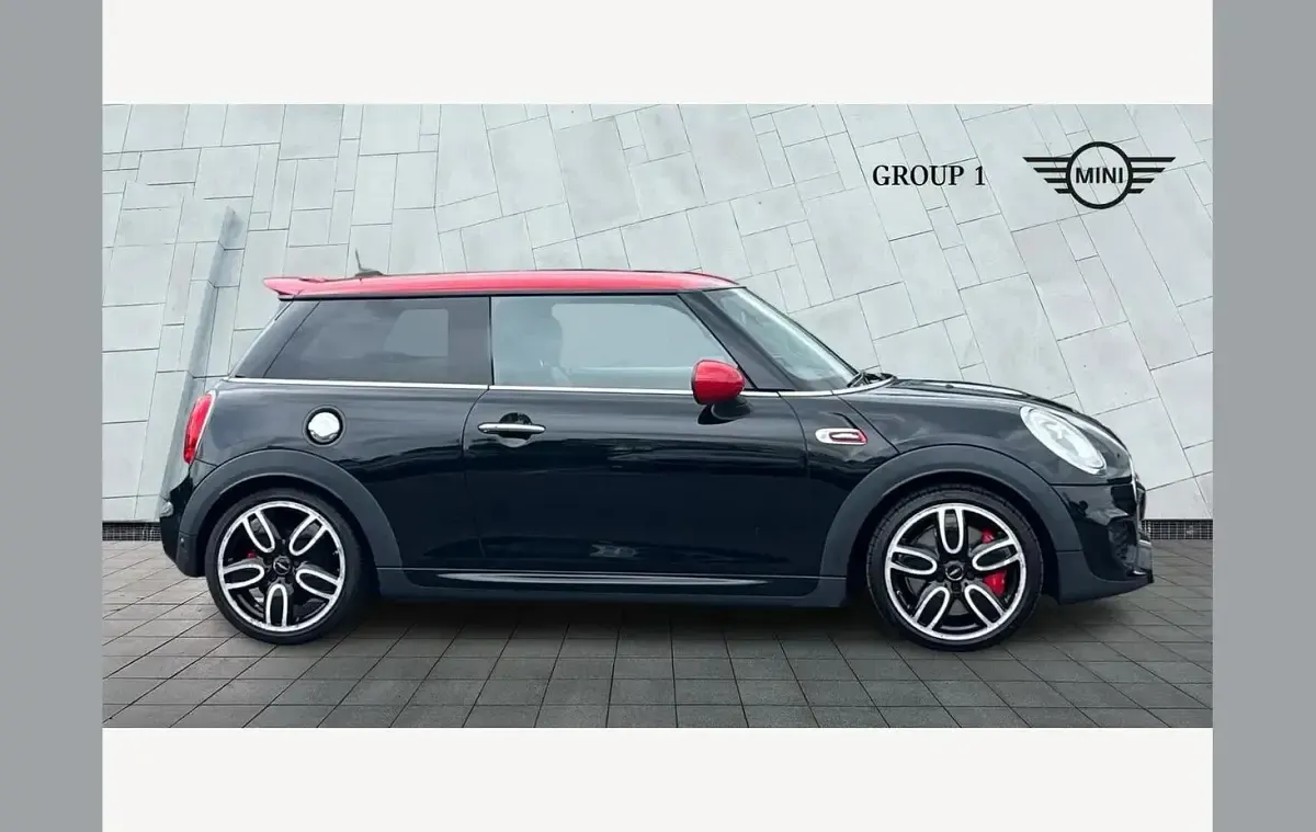 Used Mini John Cooper Works Hatch 231 HP (169 kW) 2017 Black Hatchback