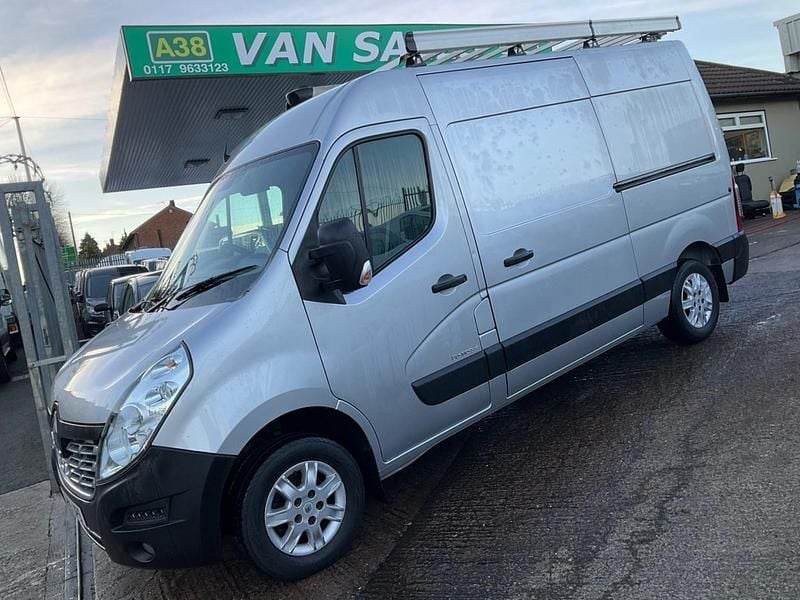 Grey Used 2019 Renault Master Business Van | £3,995 (A bit pricey) - Image 1/4