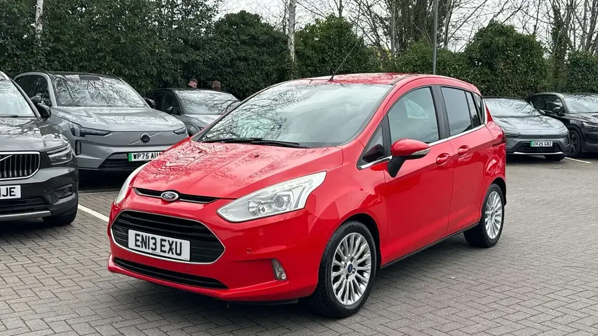 Used Ford B-MAX Titanium 120 HP (88 kW) 2013 Red MPV