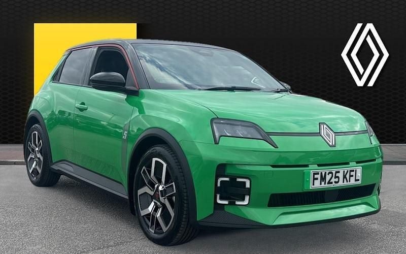 New 2025 Renault R5 Urban Hatchback | £23,455 (Good price) - Image 1/4