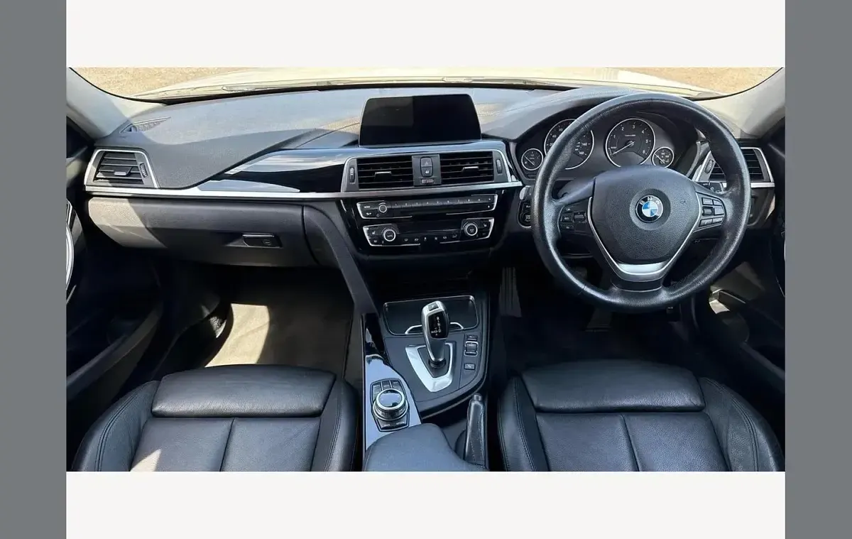 Used BMW 316 Sport Line 114 HP (83 kW) 2017 White Estate