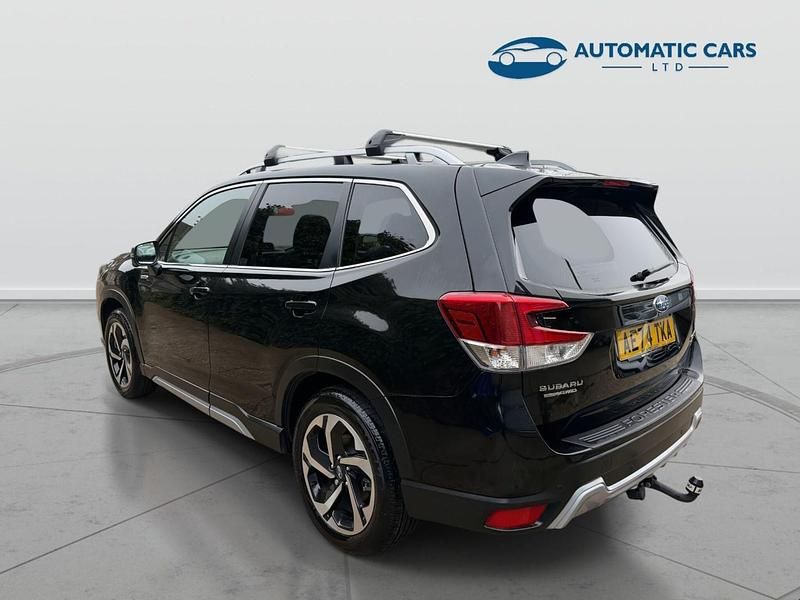 Used Subaru Forester Premium 150 HP (110 kW) 2024 Black SUV