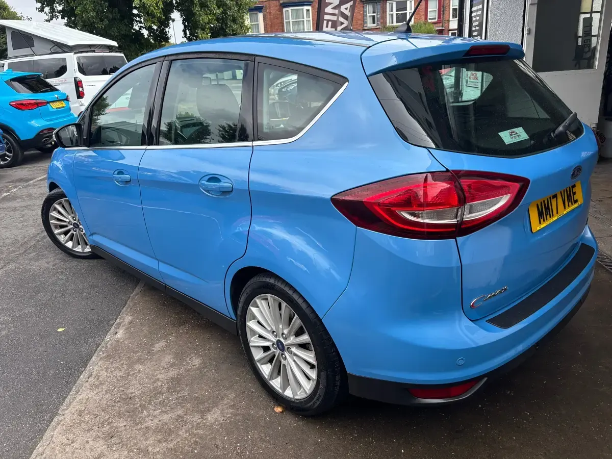Used Ford C-MAX Titanium 123 HP (90 kW) 2017 Blue MPV