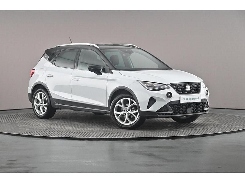Used 2023 Seat Arona FR SUV | £14,499 (Fair price) - Image 1/4