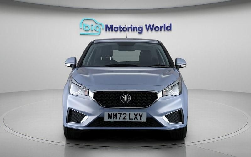 Usado MG MG3 Exclusive 106 HP (77 kW) 2023 Prateado Citadino