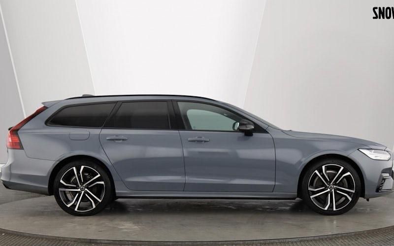 Used Volvo V90 R-Design 350 HP (257 kW) 2021 Thunder grey Estate