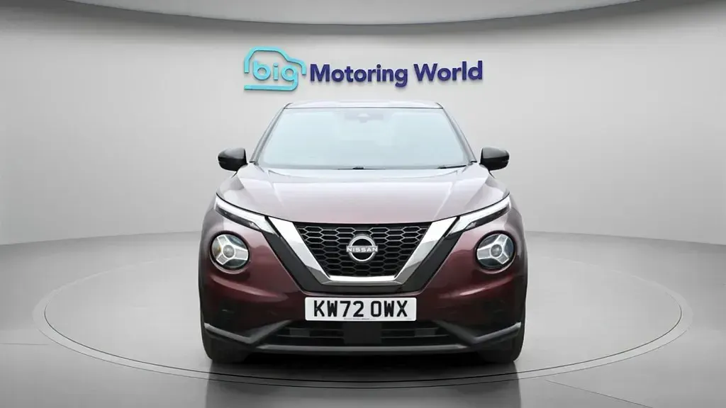 Gebraucht Nissan Juke N-Connecta 114 PS (83 kW) 2023 Rot SUV