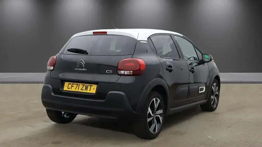 Used Citroën C3 PureTech 83 HP (61 kW) 2022 Black Hatchback
