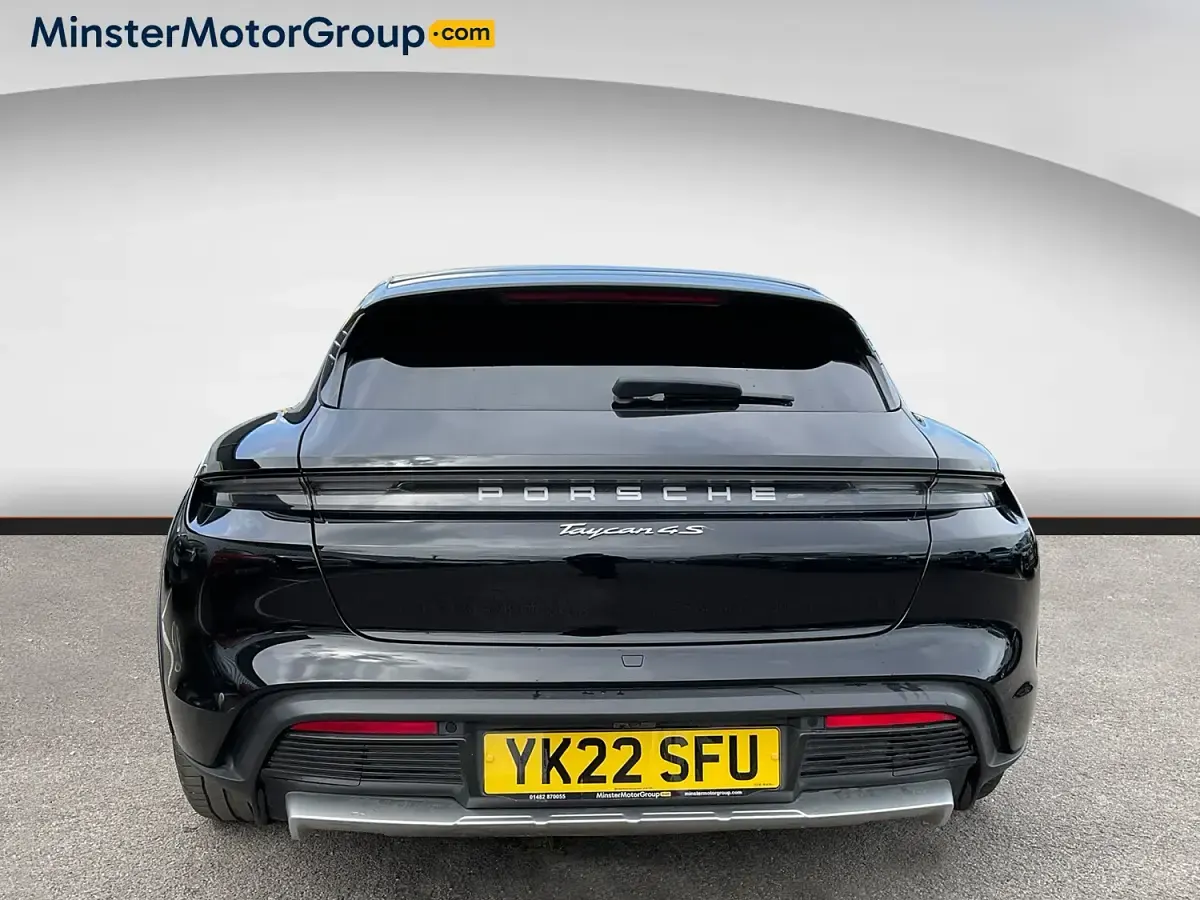 Used Porsche Taycan 4S Cross Turismo Cross Turismo 92 kW (126 HP) 2022 Black Estate