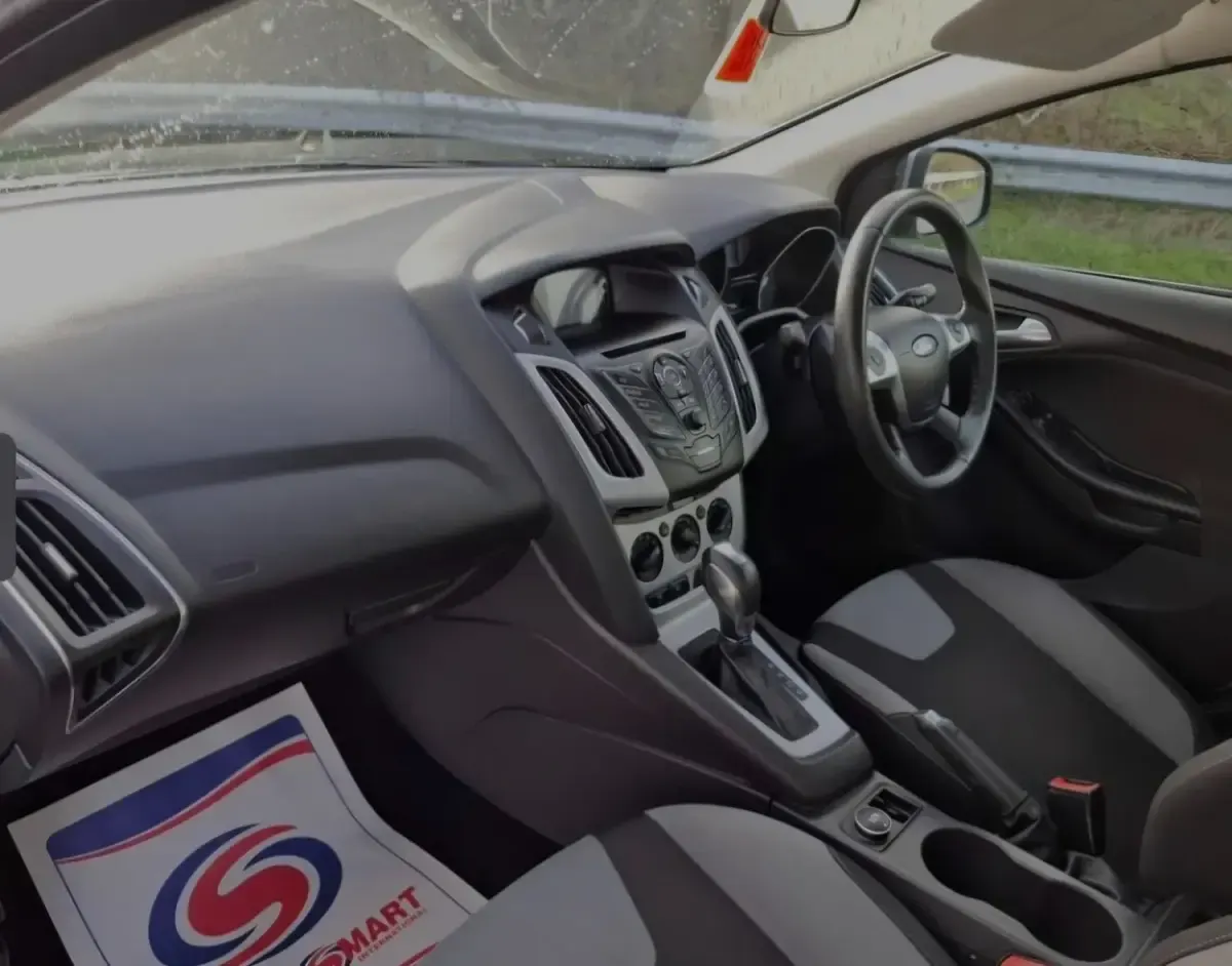 Used Ford Focus Titanium 2012 Silver Estate