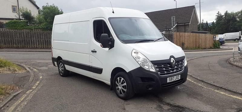 White Used 2017 Renault Master Business Van | £6,595 (Super price) - Image 1/4