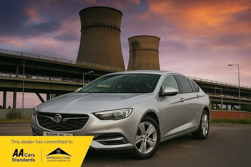 Used Vauxhall Insignia Sport 165 HP (121 kW) 2019 Grey Hatchback