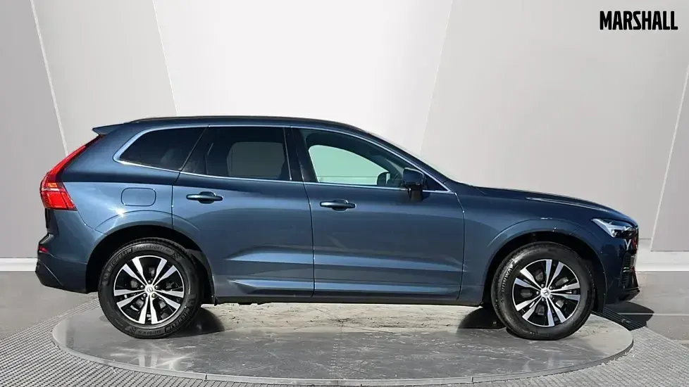 Usado Volvo XC60 Core 250 CV (183 kW) 2024 Azul SUV